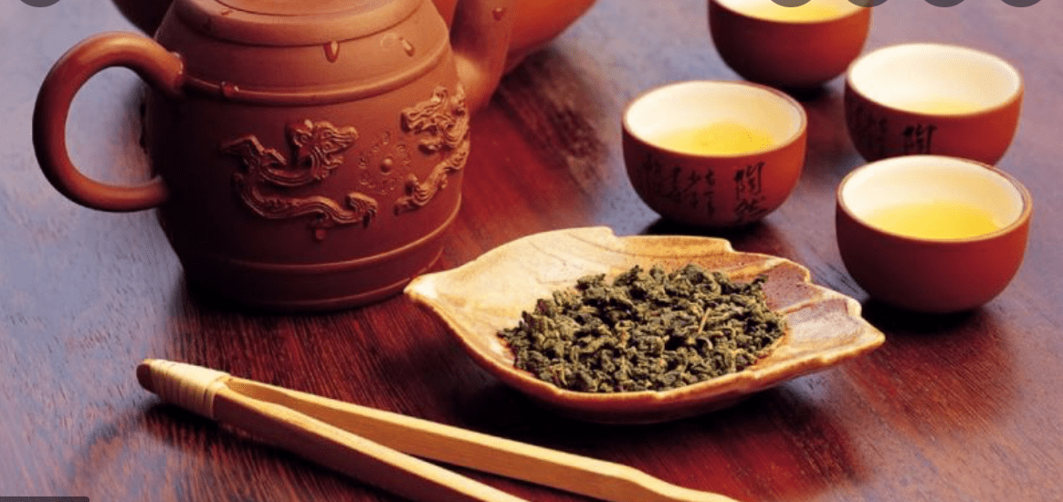 Luận giải chi tiết về giấc mơ thấy uống trà uan giai chi tiet ve giac mo thay uong tra