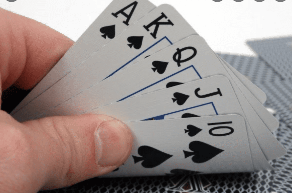 Một vài điều bạn cần biết về game bài trí tuệ Phỏm online Mot vai dieu ban can biet ve game bai tri tue Phom online