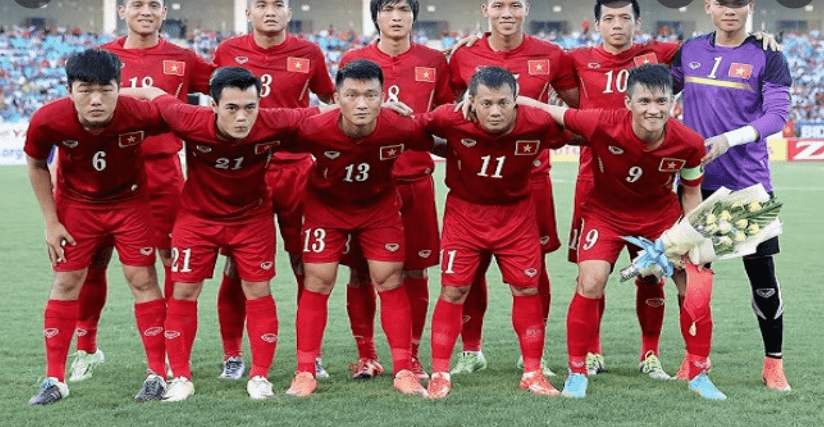  Hien nay da so nguoi choi tham gia bong da voi muc dich gi?
