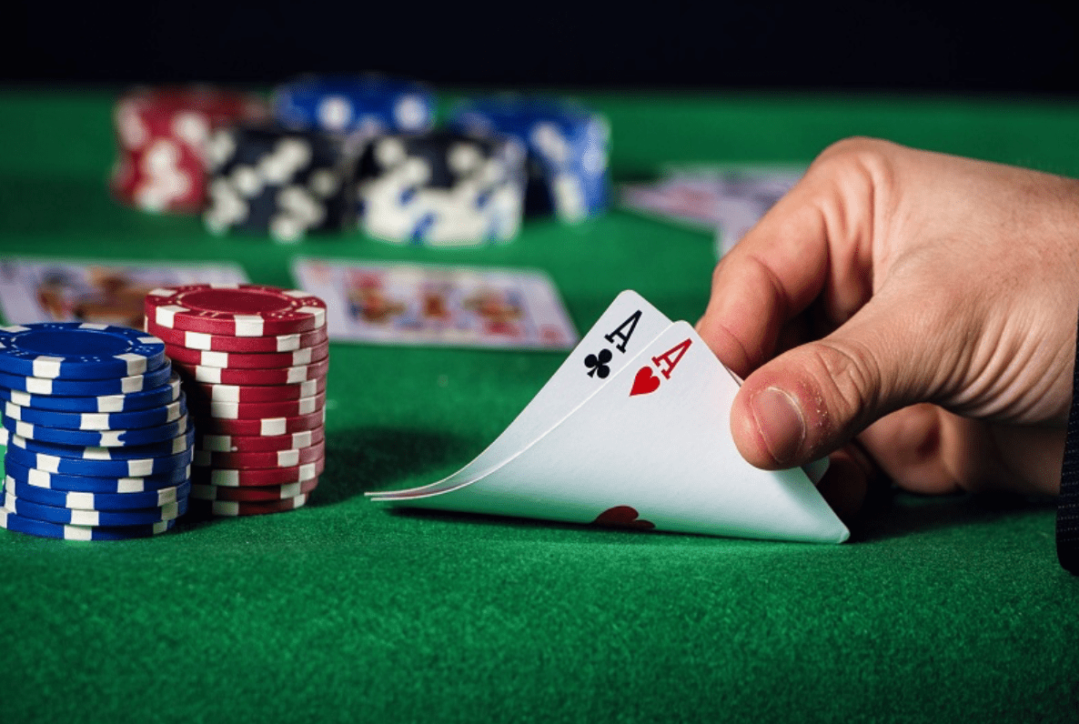  Lam sao de thanh cong trong Poker online