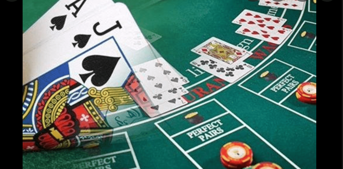 Có những lý do gì mà Blackjack lại trở thành một game bài được nhiều người thích vậy? Co nhung ly do gi ma Blackjack lai tro thanh mot game bai duoc nhieu nguoi thich vay?