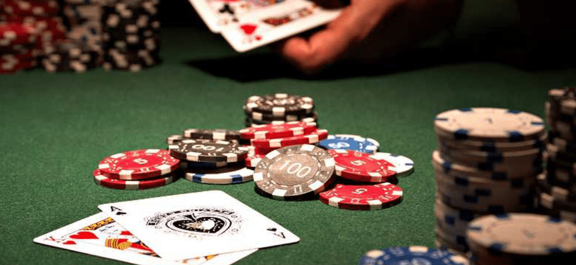  Poker - dong game bai duoc tat ca moi nguoi san don o thi truong Quoc Te