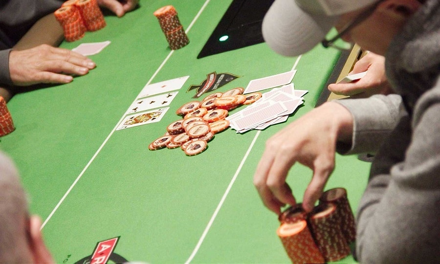 Một số kinh nghiệm nên cân nhắc dùng để chơi Poker với hiệu quả cao hơn