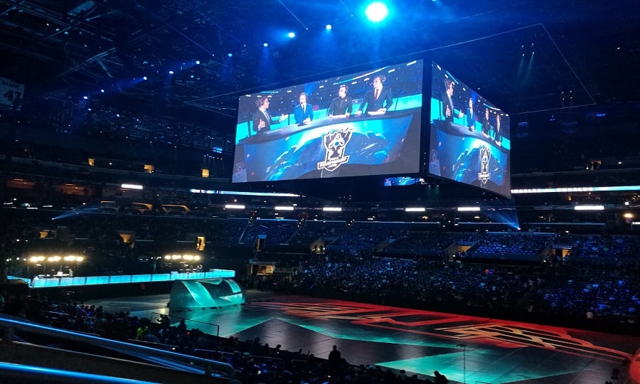 Tìm hiểu 2 thể loại cá cược Esport nhiều người lựa chọn?